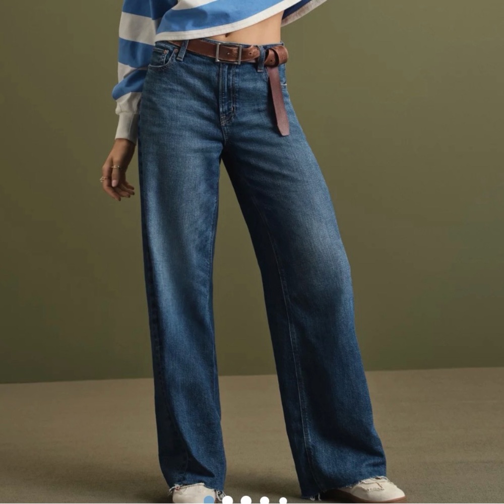 American Eagle Dreamy Drape Stretch Super High-Waisted Baggy Wide-Leg Jean